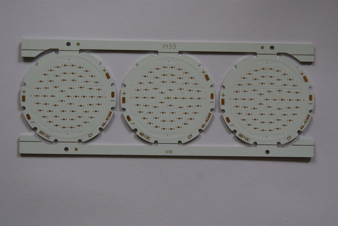 पीले सिल्कस्क्रीन FR-4 IMS PCB 2-16 लेयर्स इष्टतम प्रदर्शन के लिए